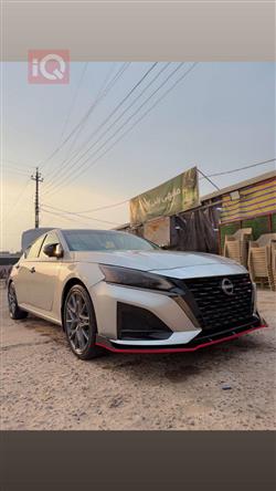 نيسان ألتيما